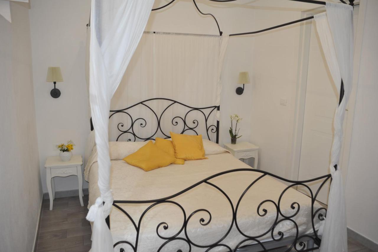 Noto Centro Bed & Breakfast Bagian luar foto